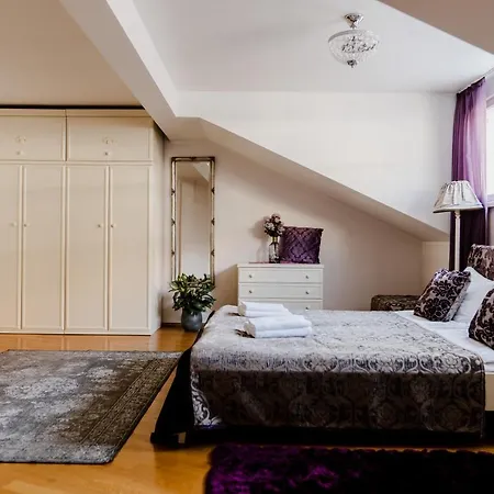 Dream - Gorgeous Two-level 3-bedroom 170m2 Apartmán